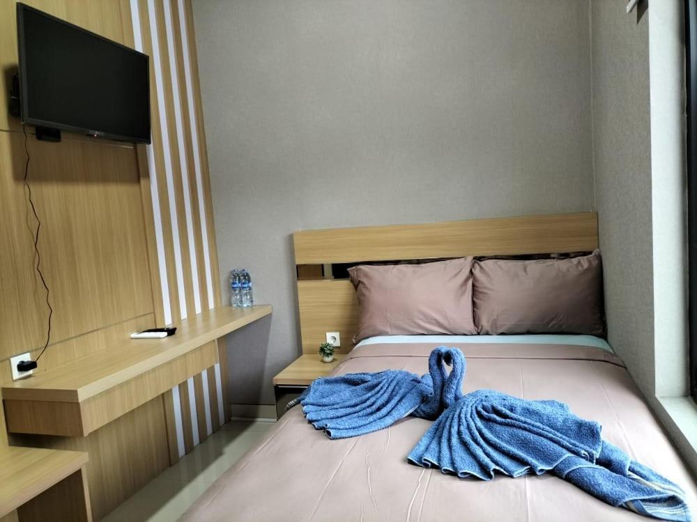 Cozy Residence Tomang Giacarta Esterno foto
